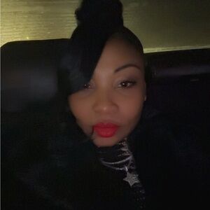 Meet your Posher, ShaSha